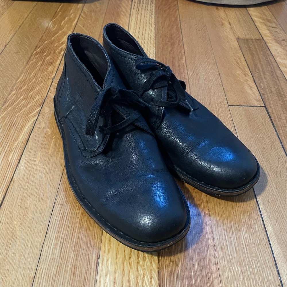 John Varvatos Black Leather Chukka Boots